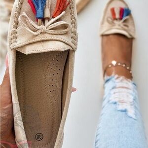 Women's Beige Tassel Loafers